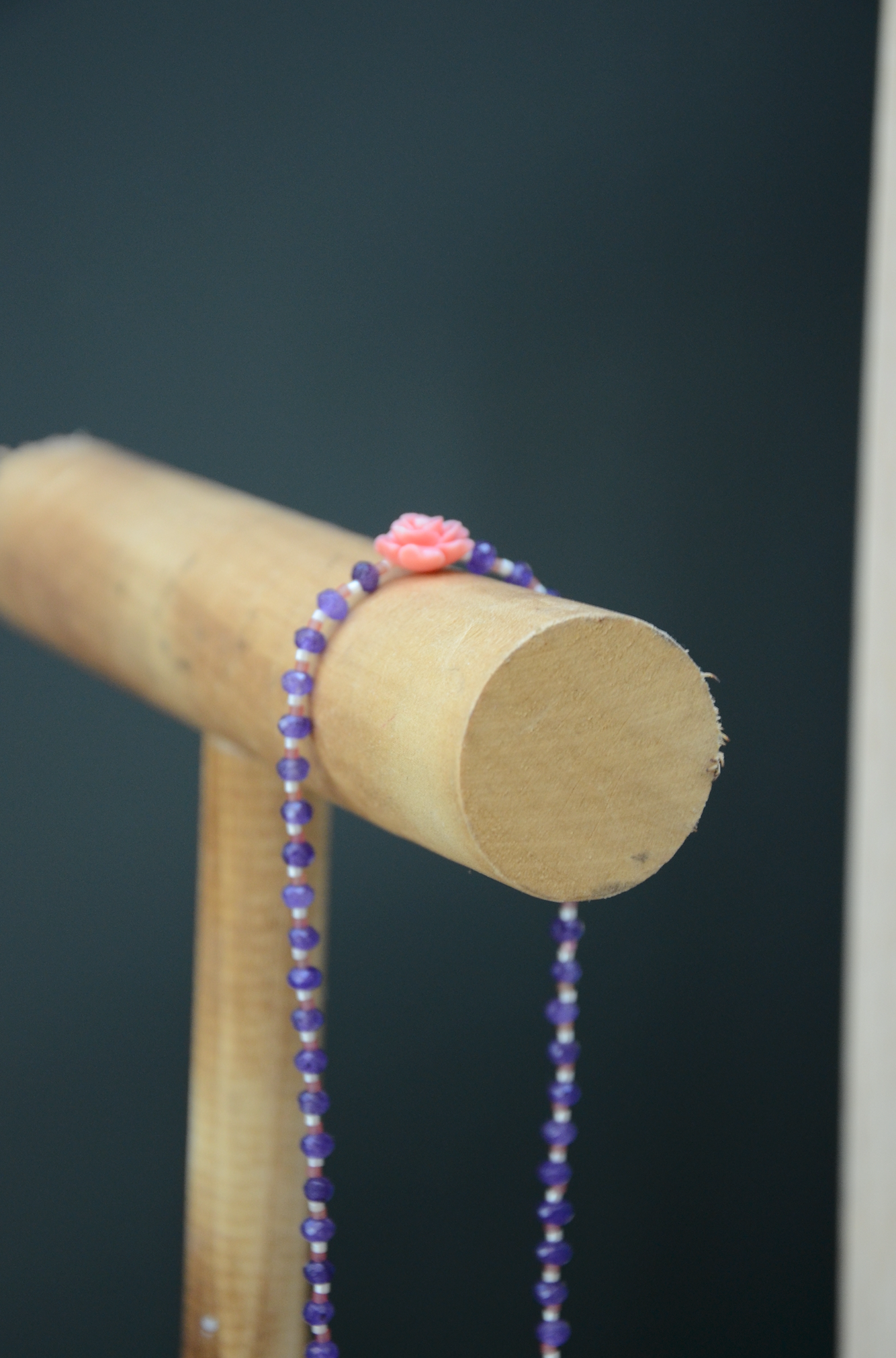 Collier violet